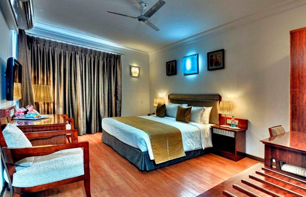 Clubhouse Nami Residency, Ahmedabad Hotel Exterior foto
