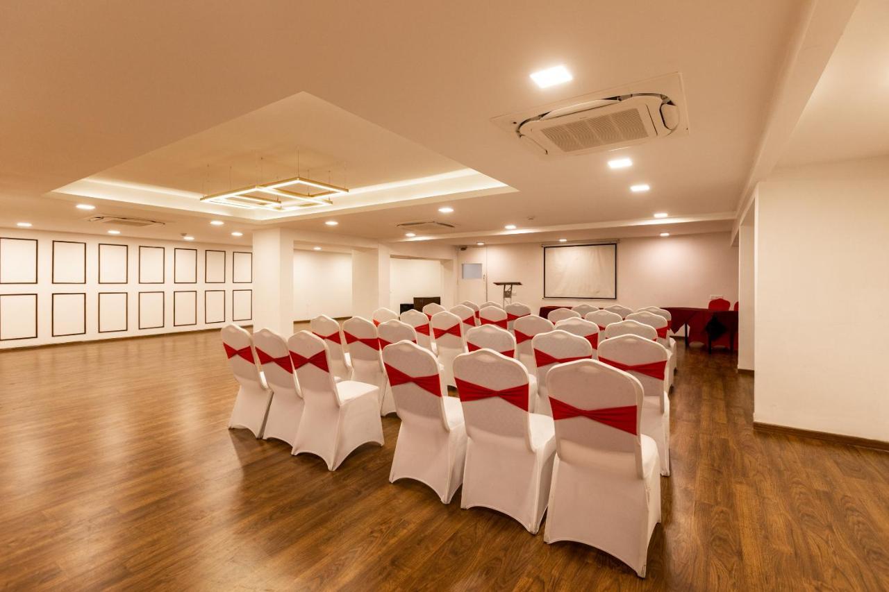 Clubhouse Nami Residency, Ahmedabad Hotel Exterior foto