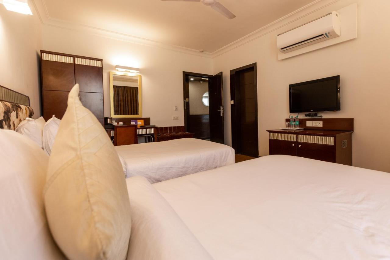 Clubhouse Nami Residency, Ahmedabad Hotel Exterior foto
